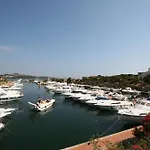 Le Corti Di Aparthotel 3*