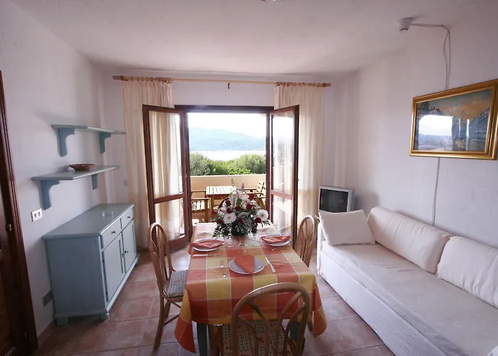 Hotel apartamentowy Le Corti Di Marinella (Sardinia)