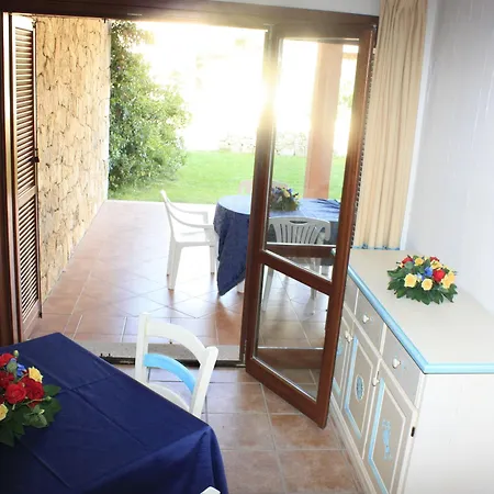 Le Corti Di Marinella 3* 阿兰奇湾城