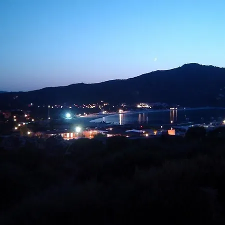 Le Corti Di Marinella Lejlighedshotel 3*