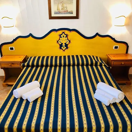 Apartahotel Le Corti Di Marinella (Sardinia)