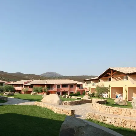 Le Corti Di Marinella 3* 阿兰奇湾城