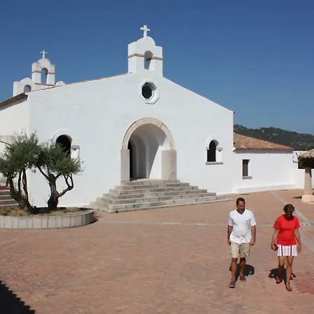 Le Corti Di 3* Golfo Aranci