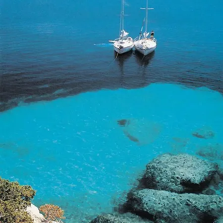 Le Corti Di 3* Golfo Aranci