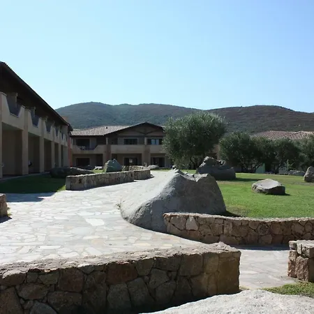 Le Corti Di Marinella 3* 阿兰奇湾城