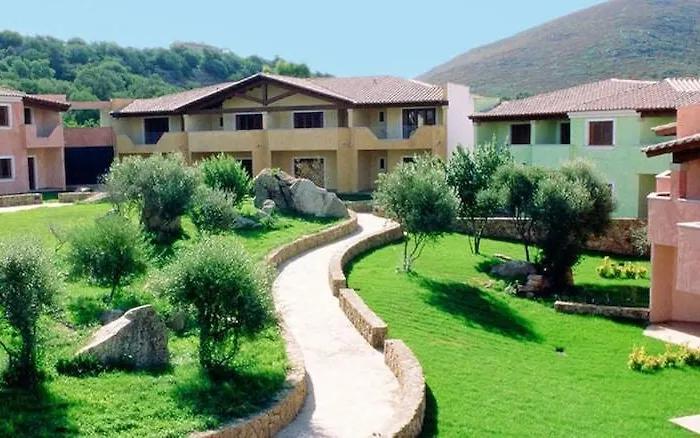 Aparthotel Le Corti Di Marinella (Sardinia)