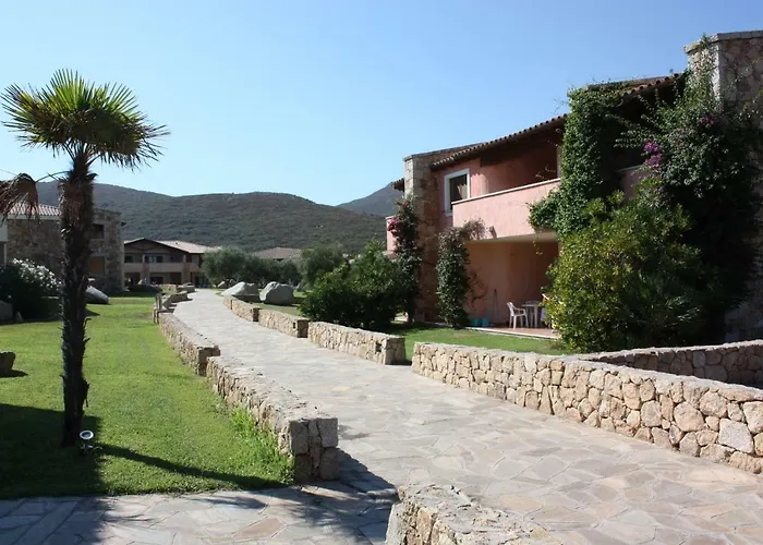 Apart-hotel Le Corti Di Marinella (Sardinia)